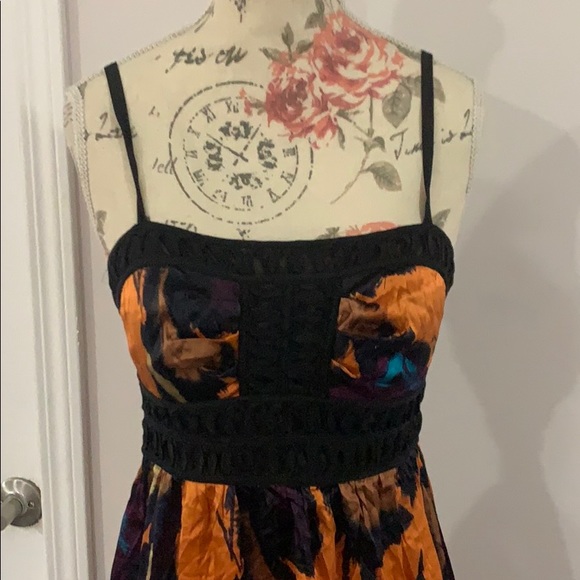 Beautiful Marciano dress - Picture 3 of 5